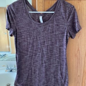 Lululemon short sleeve, size 6